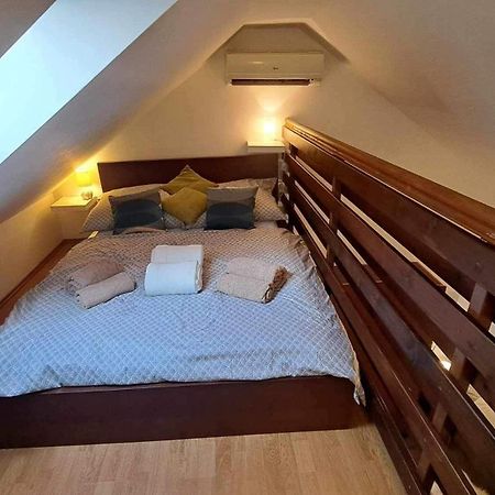 Viktoria Apartman Jula Exterior foto